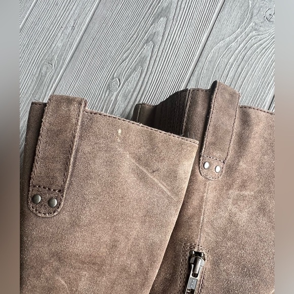 Born Taupe To The Knee Suede Riding Boots with Buckle Detail and Zipper Size 11 - Picture 11 of 11